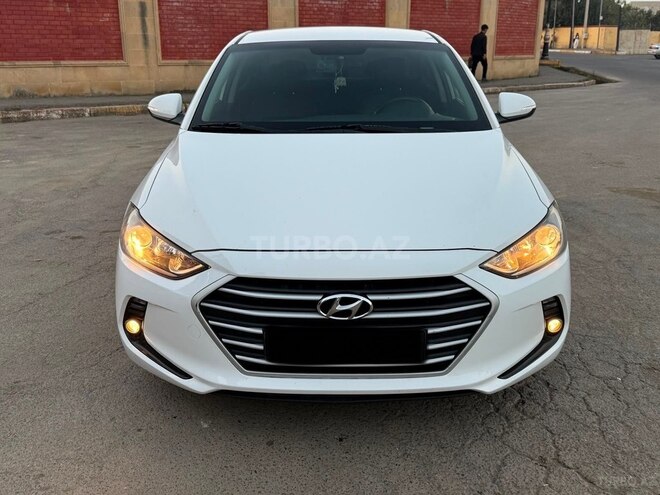 Hyundai Avante-1