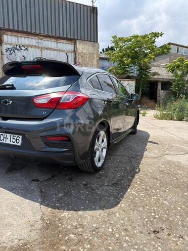 Chevrolet Cruze-5