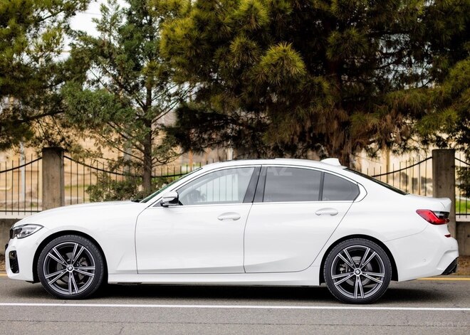 BMW 320d-15