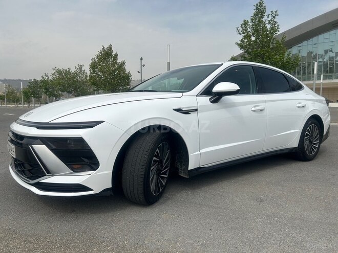 Hyundai Sonata-6