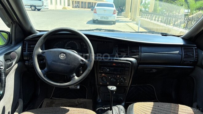 Opel Vectra-6