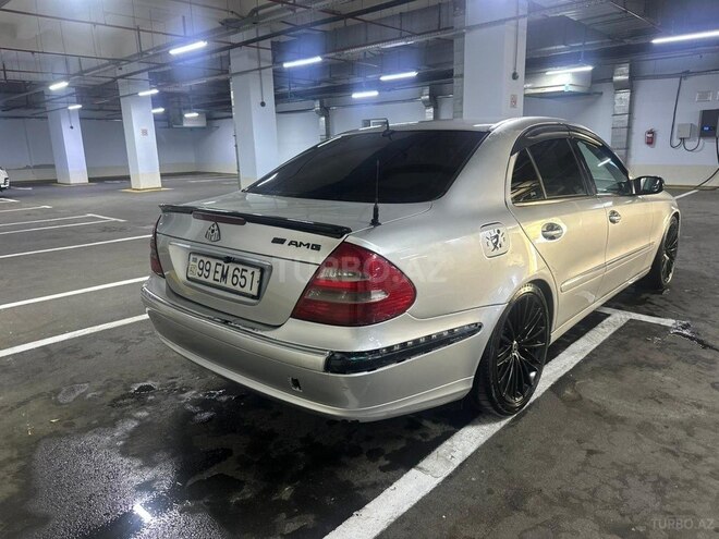 Mercedes E 320-7