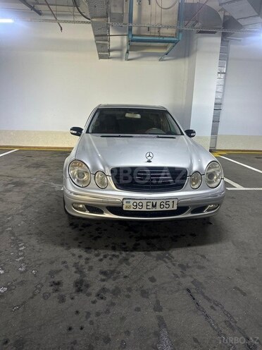 Mercedes E 320-2