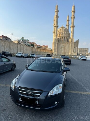 Kia Ceed-1