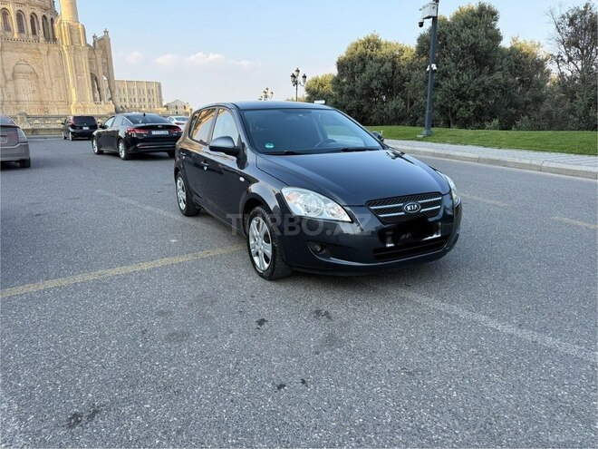 Kia Ceed-2