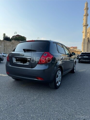 Kia Ceed-5