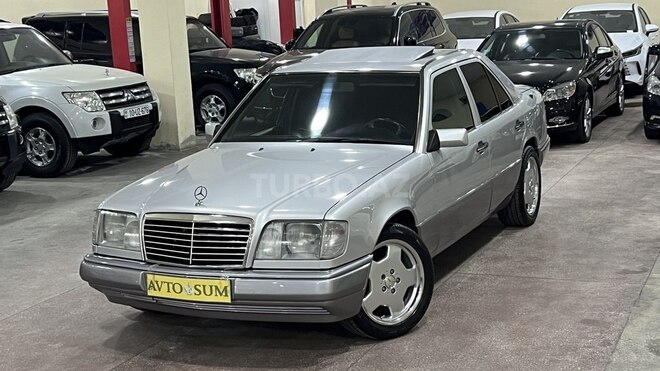 Mercedes E 220-7