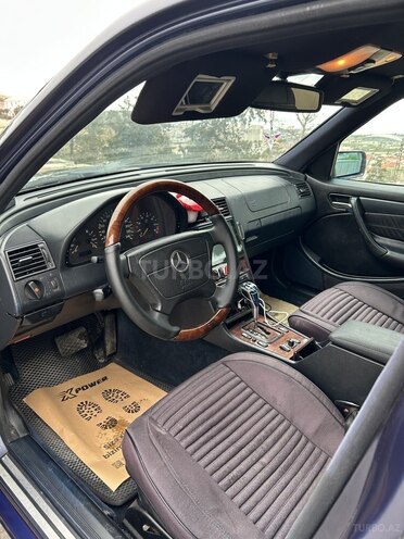 Mercedes C 200-6