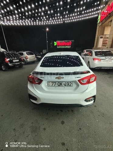 Chevrolet Cruze-19