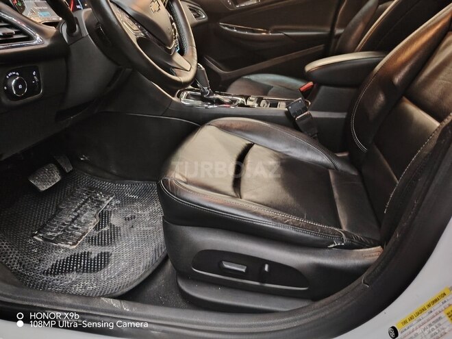 Chevrolet Cruze-9