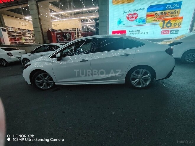 Chevrolet Cruze-18