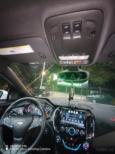 Chevrolet Cruze-6