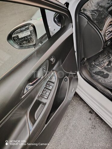 Chevrolet Cruze-11