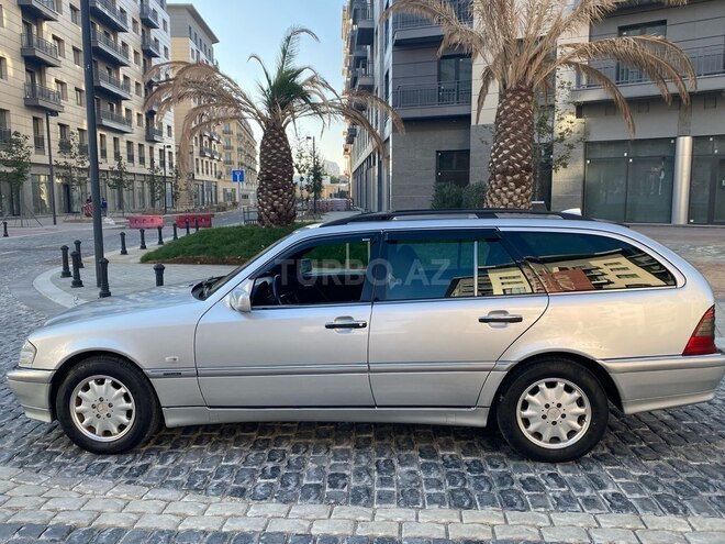Mercedes C 220-7