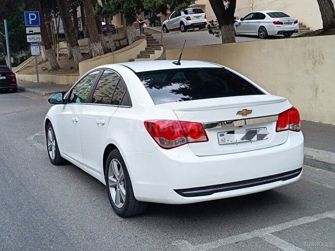 Chevrolet Cruze-6