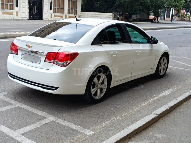 Chevrolet Cruze-5