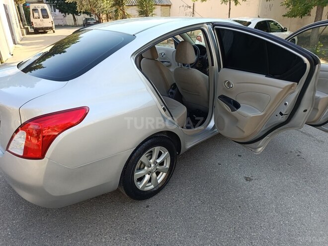 Nissan Sunny-19