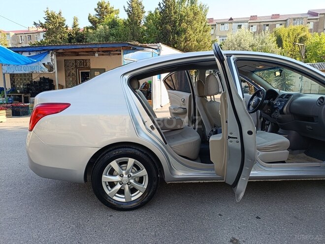 Nissan Sunny-20