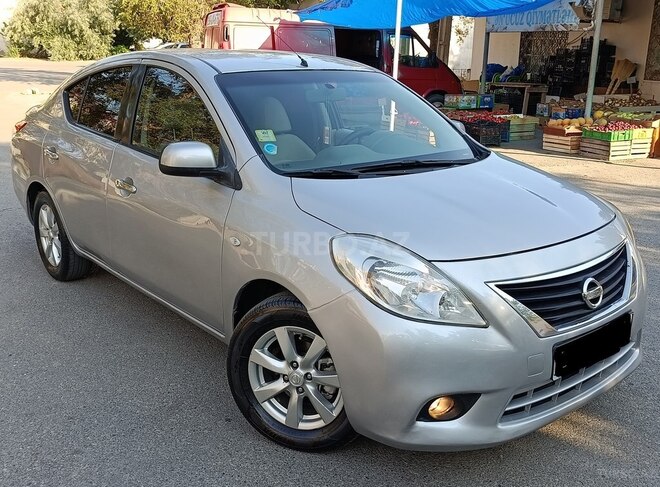 Nissan Sunny-7
