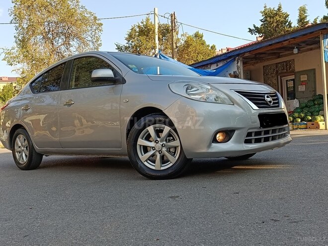 Nissan Sunny-5