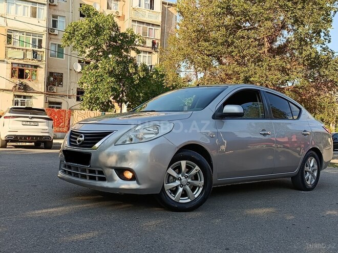 Nissan Sunny-4