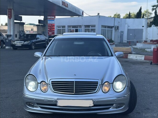 Mercedes E 240-8