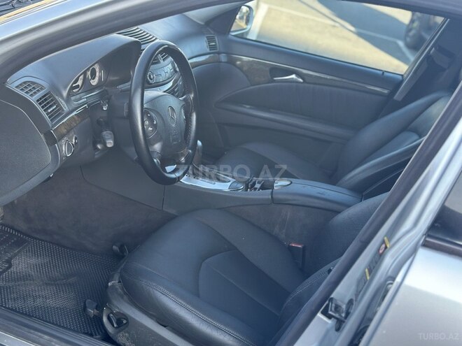 Mercedes E 240-15