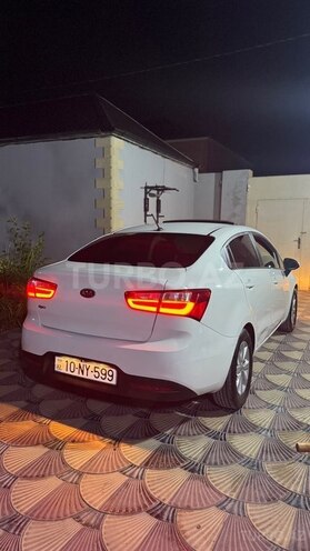 Kia Rio-2
