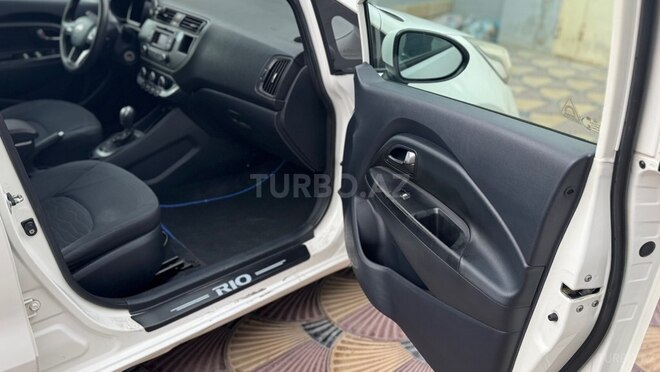 Kia Rio-8