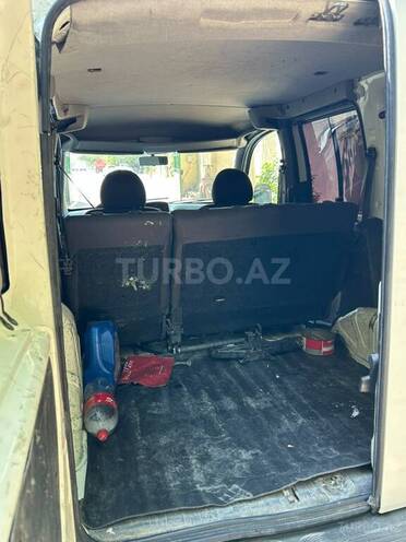 Fiat Doblo-4