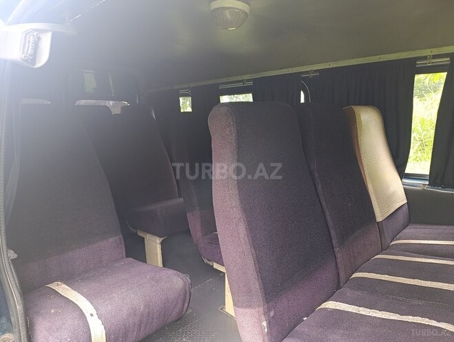 Ford Transit-4
