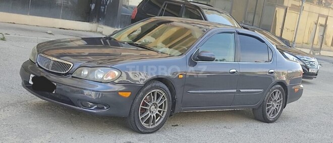 Nissan Maxima-6
