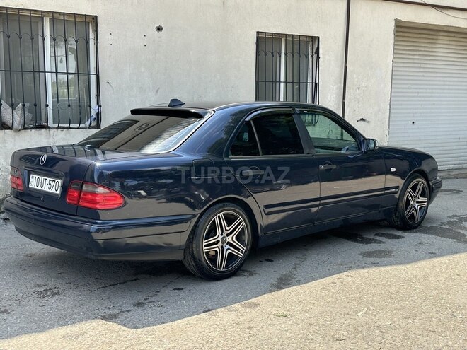 Mercedes E 200-7