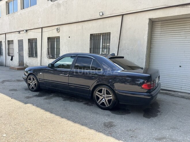 Mercedes E 200-15