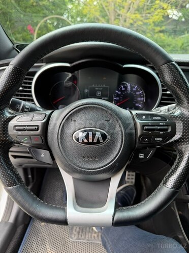 Kia Optima-15