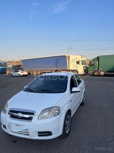 Chevrolet Aveo-1