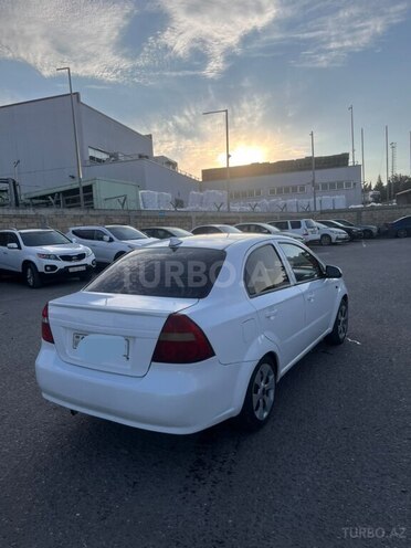 Chevrolet Aveo-6