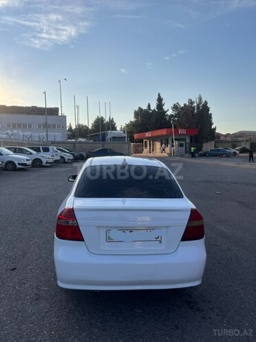 Chevrolet Aveo-2