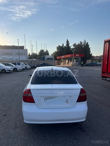 Chevrolet Aveo-9