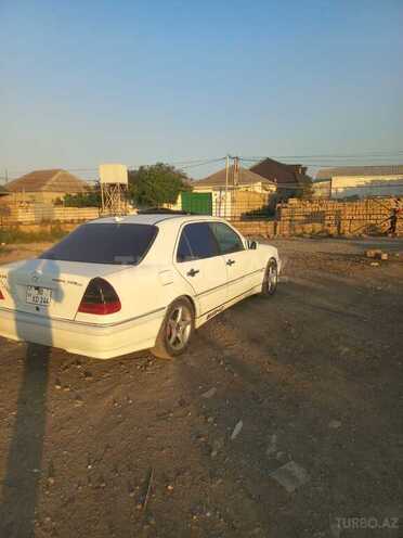 Mercedes C 230-4