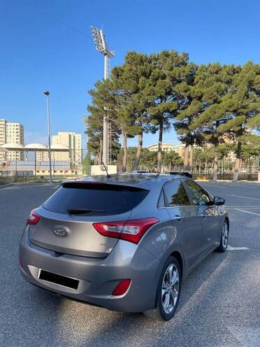 Hyundai i30-4