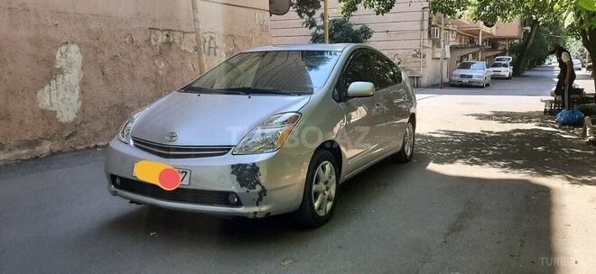 Toyota Prius-4