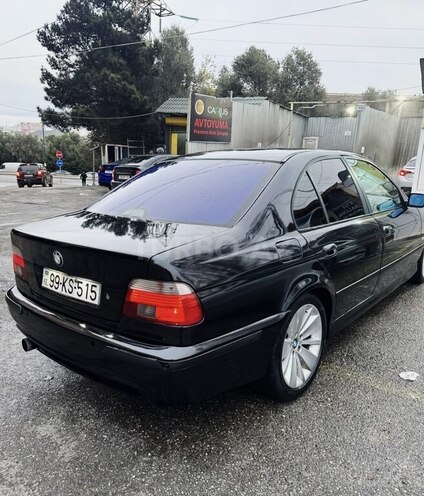 BMW 528-6