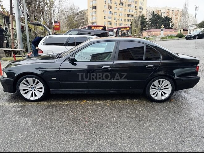 BMW 528-7