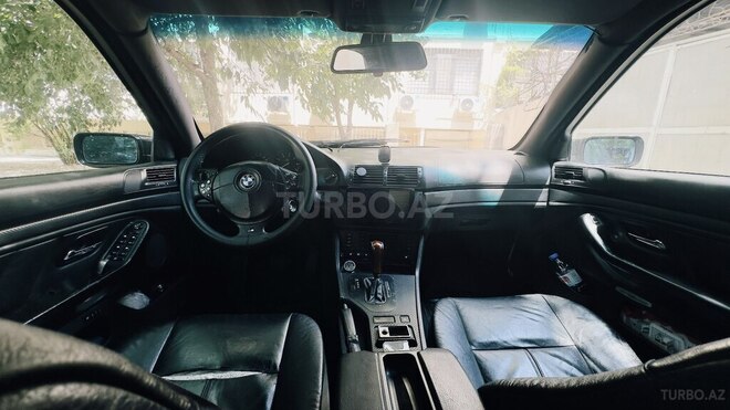 BMW 528-12