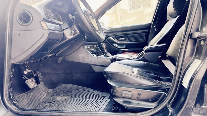 BMW 528-13