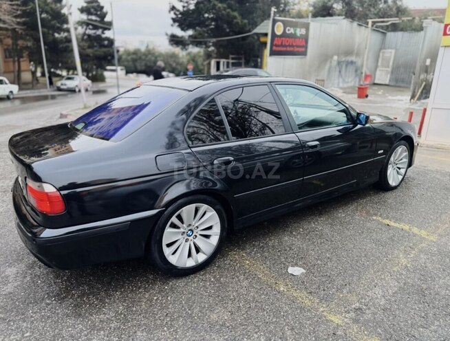 BMW 528-10