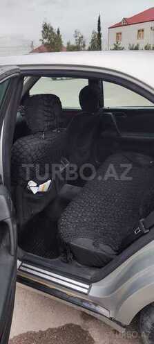 Mercedes E 220-4