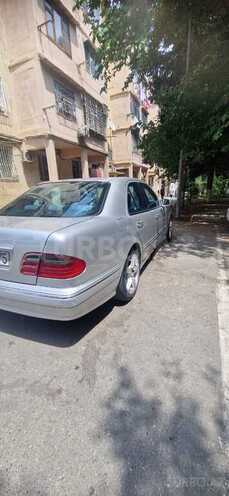 Mercedes E 240-7