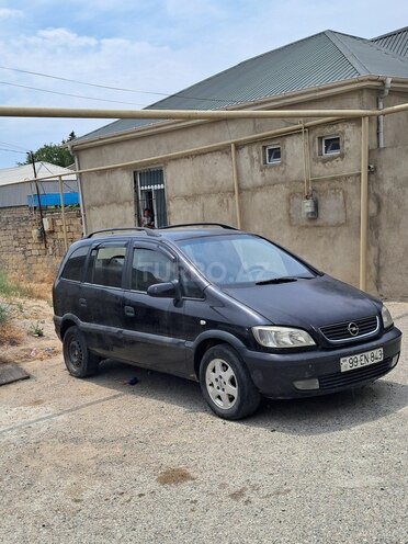 Opel Zafira-6